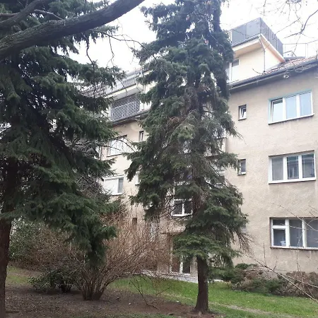 Daire Utulny V 15 Bratislava